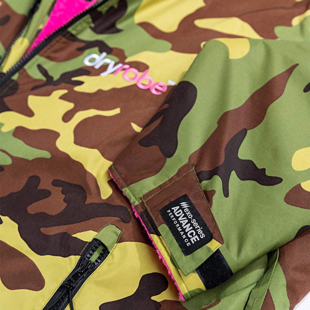 dryrobe Advance Long Sleeve Changing Robe - Camo / Pink Extra Image 3
